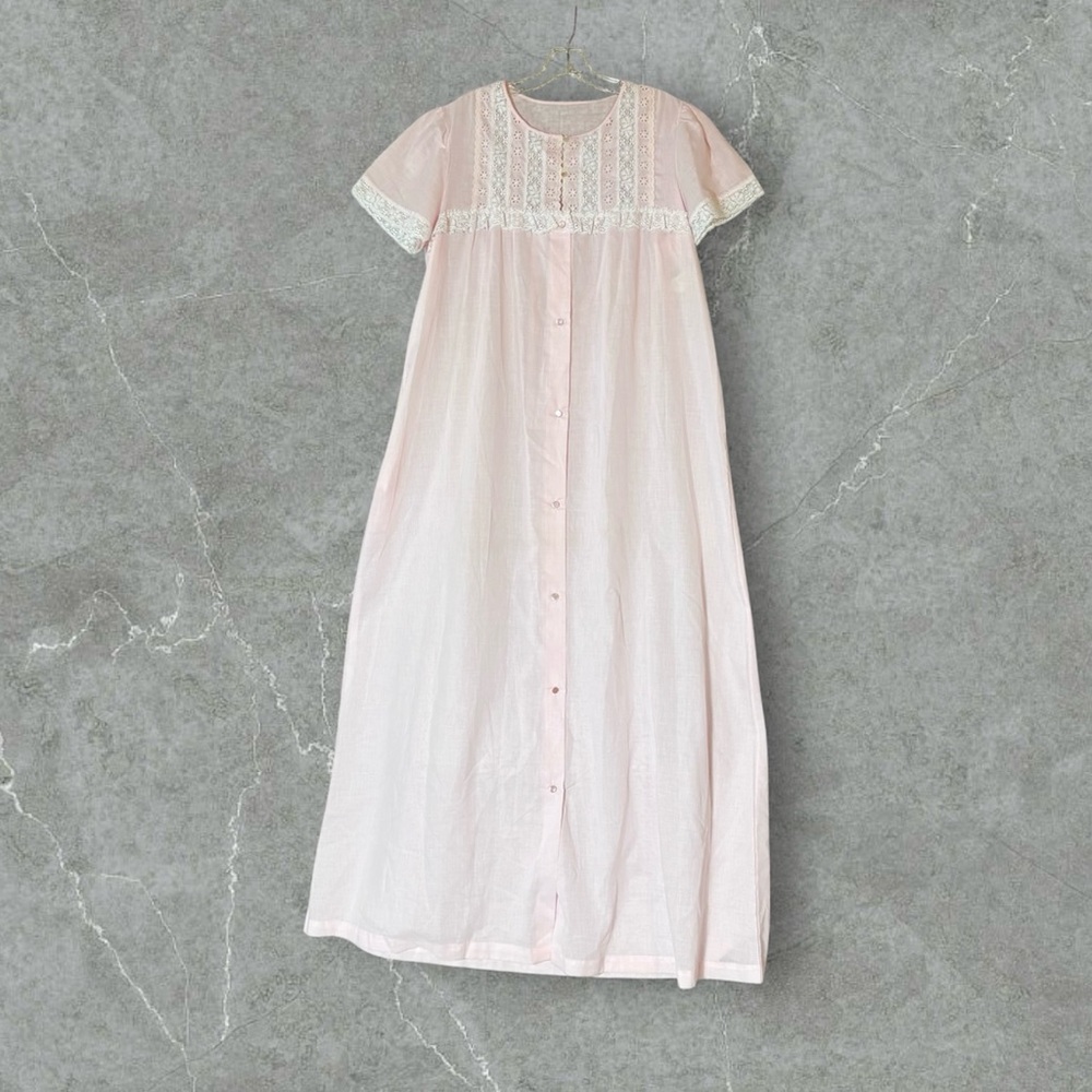 Sleepwear Lace Trim 60s Medium with Pockets NWOT